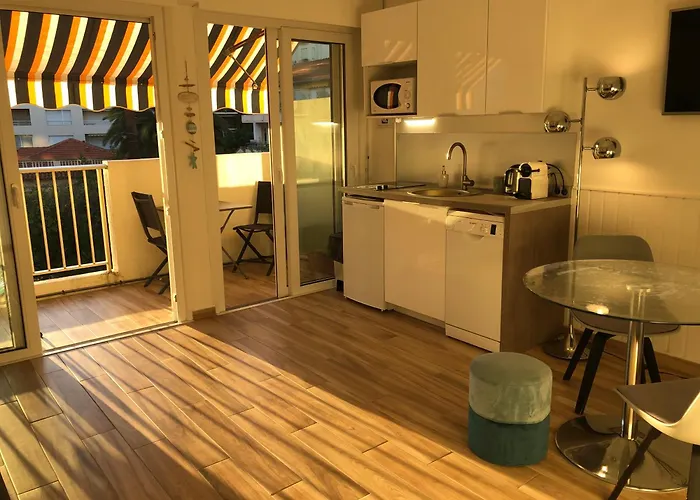 Emeraude Croisette *