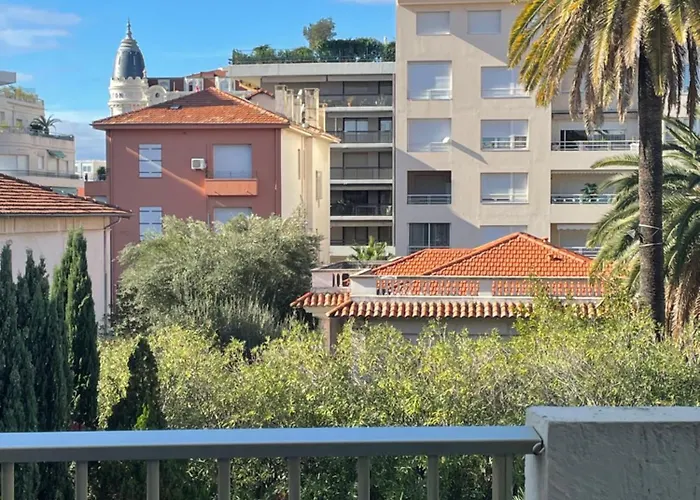 Emeraude Croisette カンヌ